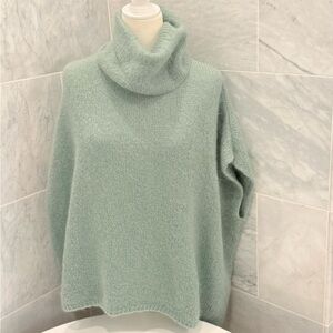 PULL PONCHO MOHAIR ET LAINE MODELE Paris NAIS